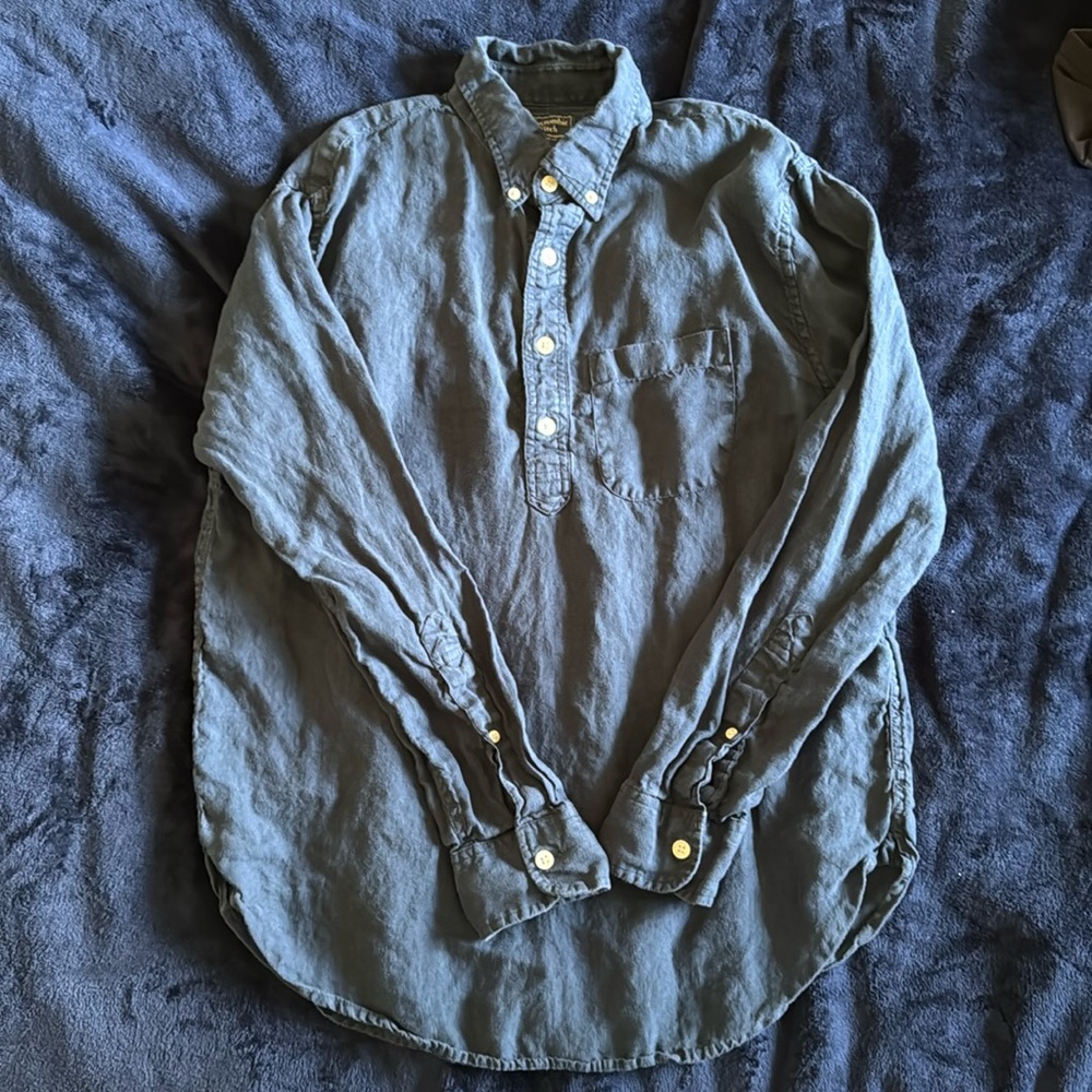 Abercrombie & Fitch long sleeve